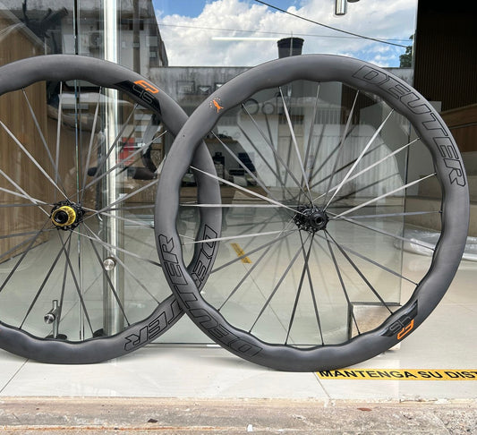 Rines Deuter De Ruta F2-45h En Carbono (Disco Center Lock)